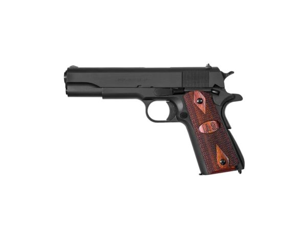 1911bkowma04de - Angry Chicken Outdoors